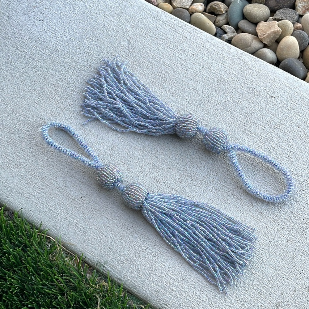 Vintage 1980s Tassels Iridescent Beaded Glass Key Tassel Loop Lavender Ornament